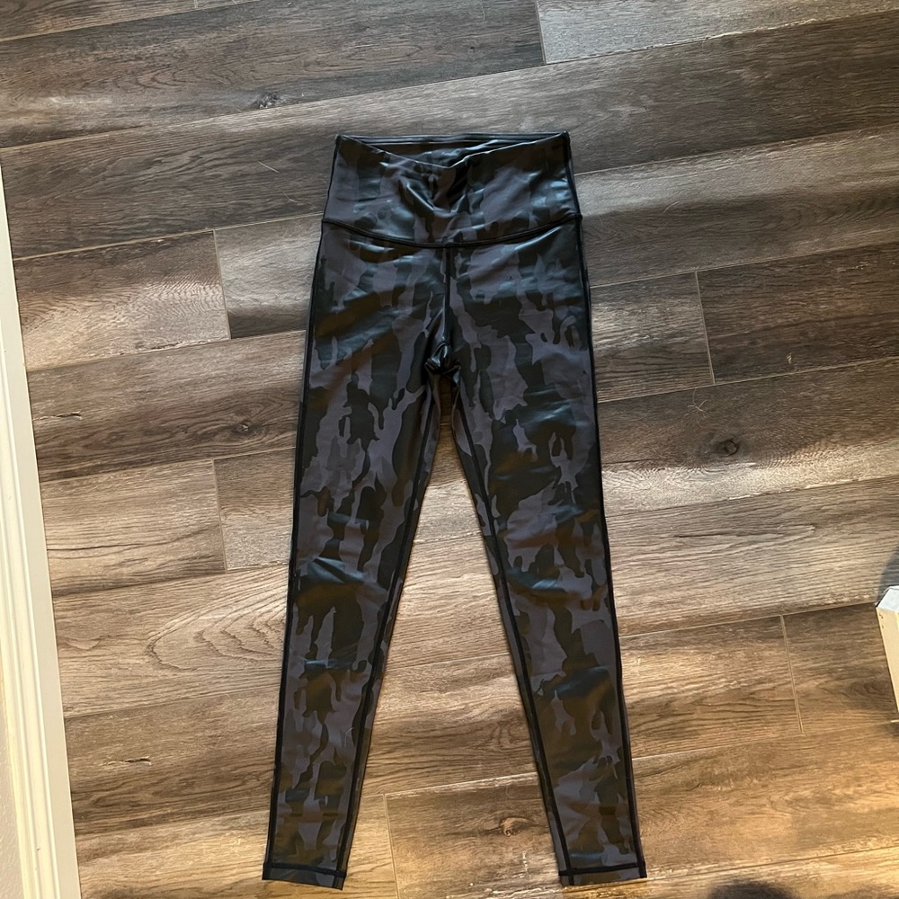 Shiny Camo leggings